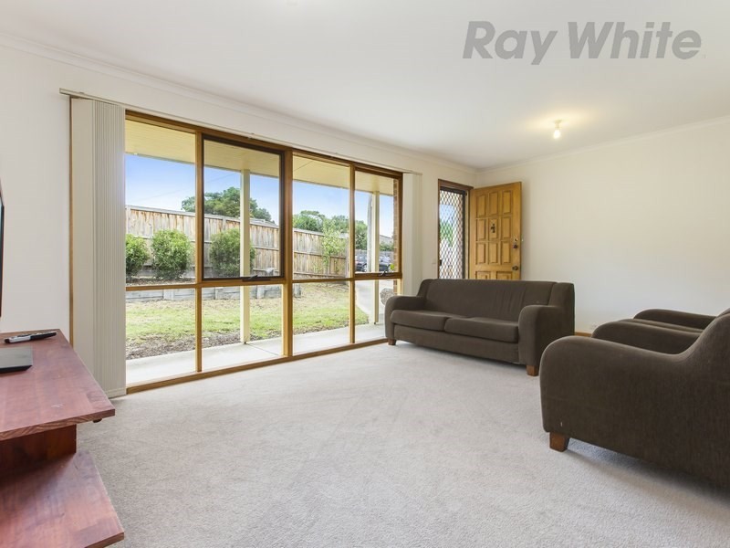 6 Attuna Crescent, Rosebud West VIC 3940