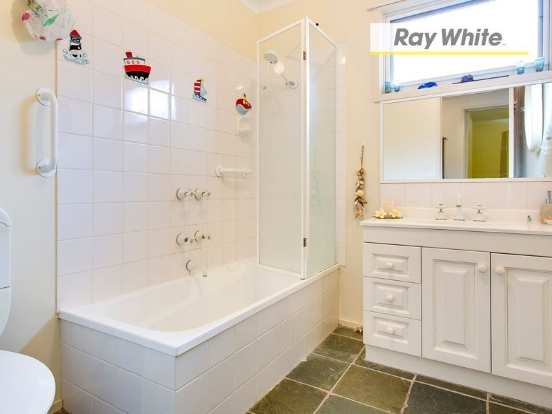 129 Second Avenue, Rosebud VIC 3939