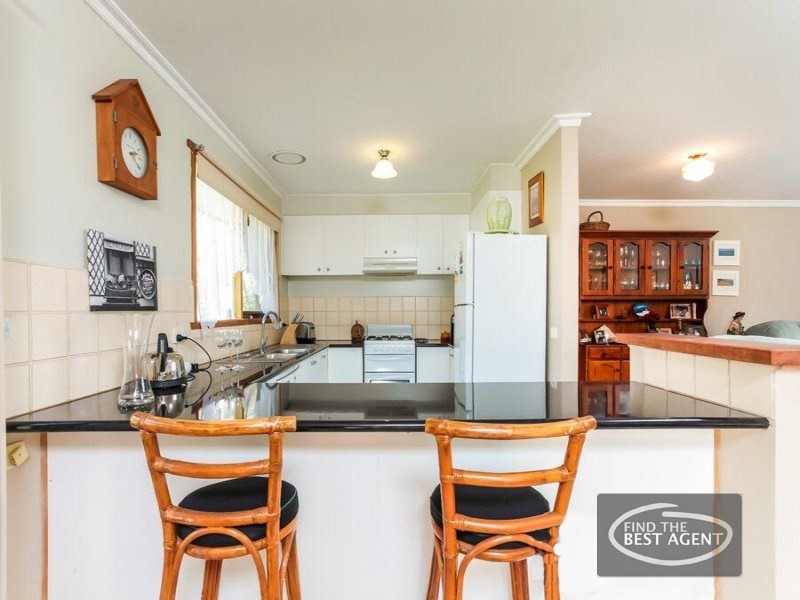 27 Denholm Street, Rosebud VIC 3939