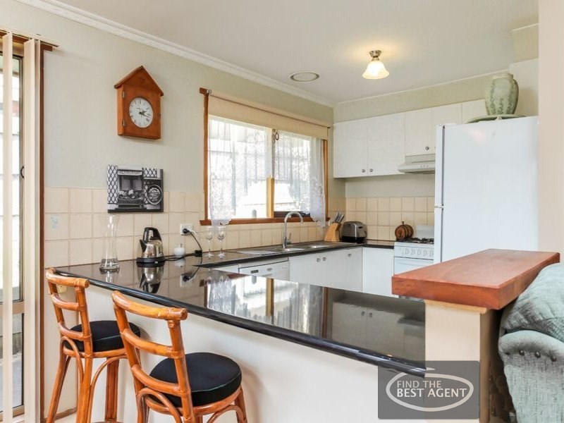 27 Denholm Street, Rosebud VIC 3939