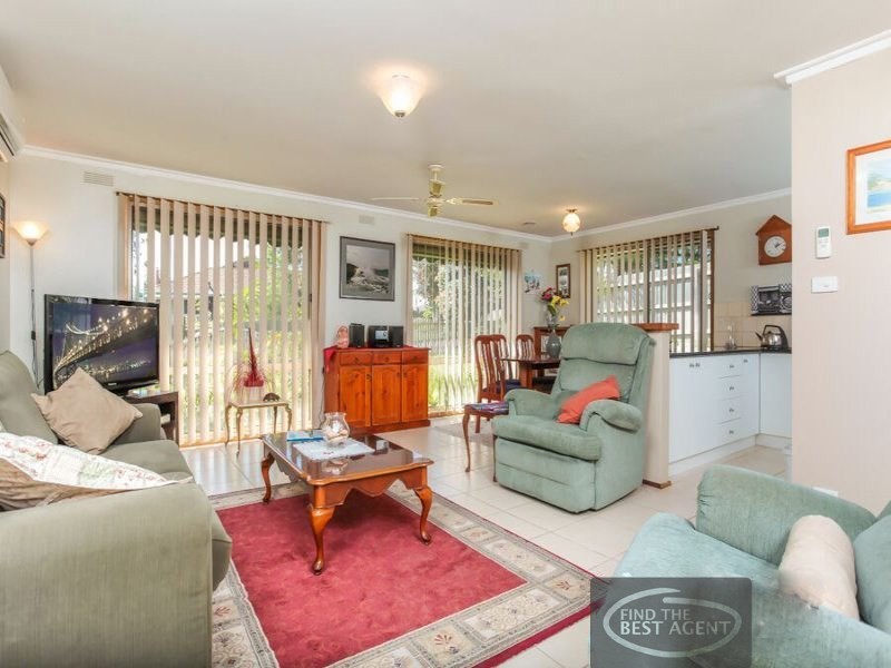 27 Denholm Street, Rosebud VIC 3939