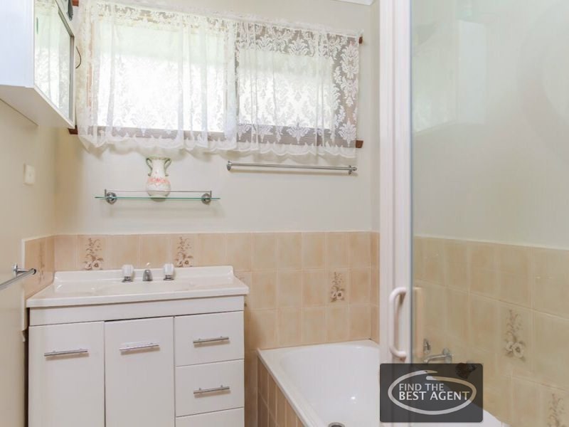 27 Denholm Street, Rosebud VIC 3939