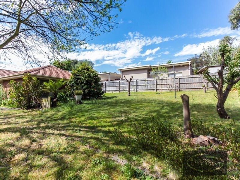 27 Denholm Street, Rosebud VIC 3939