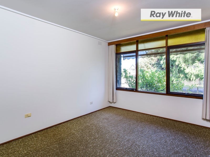99 Foam Street, Rosebud VIC 3939