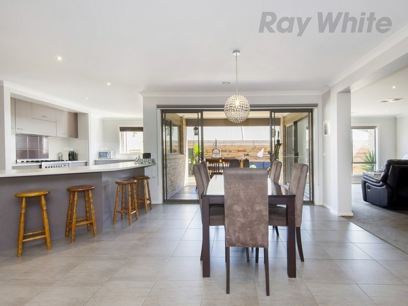 26 Peninsula Sands Boulevard, Rosebud VIC 3939