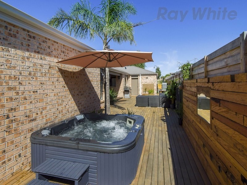 26 Peninsula Sands Boulevard, Rosebud VIC 3939