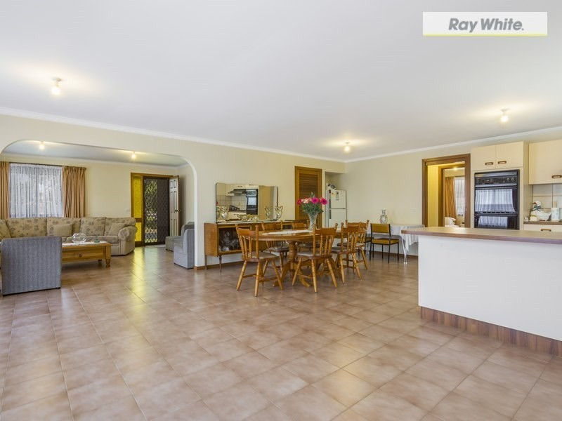 9 Davies Street, Safety Beach VIC 3936