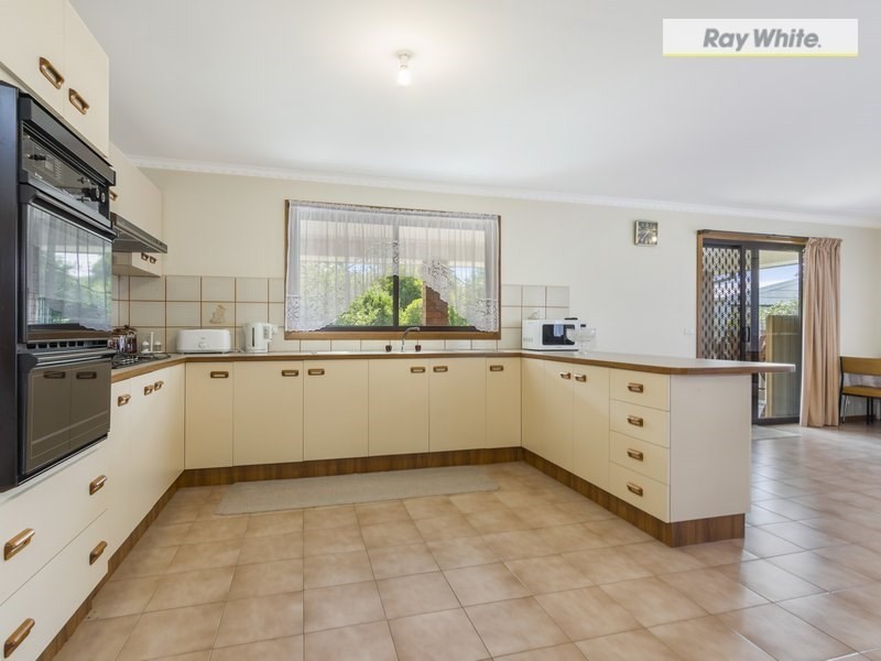 9 Davies Street, Safety Beach VIC 3936