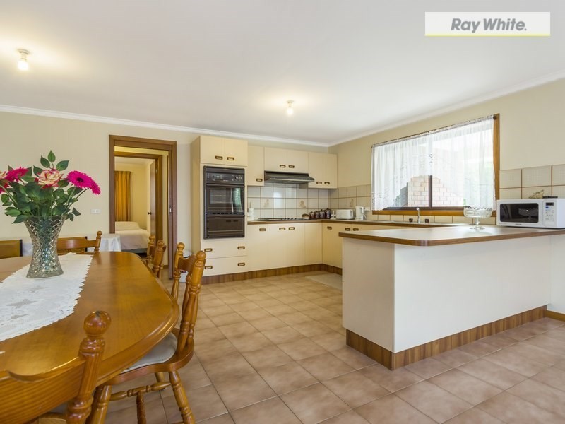 9 Davies Street, Safety Beach VIC 3936