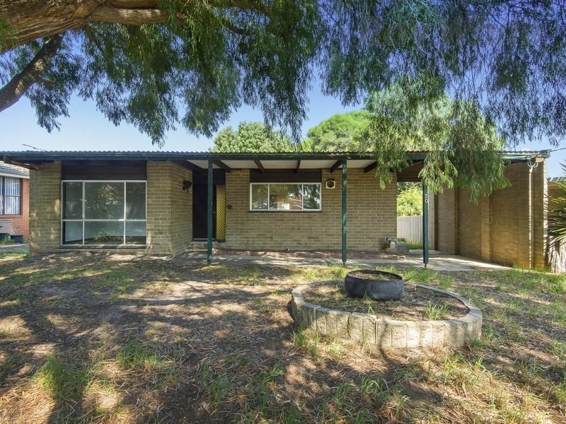 20 Wyuna Street, Rosebud West VIC 3940