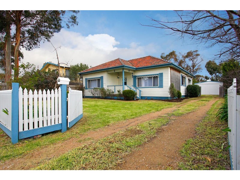 4 Iluka Street, Safety Beach VIC 3936
