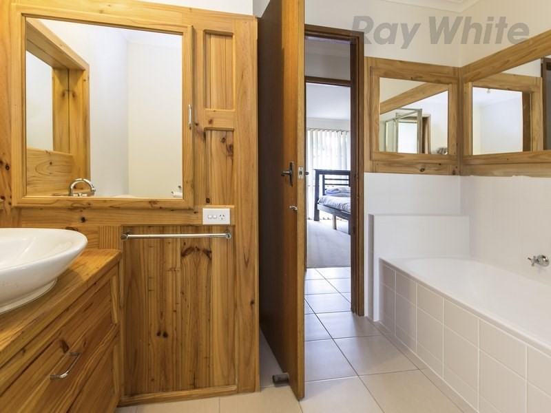 6 Attuna Crescent, Rosebud West VIC 3940