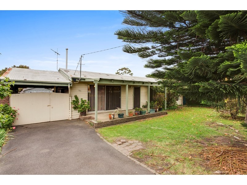 305 Eastbourne Road, Rosebud West VIC 3940