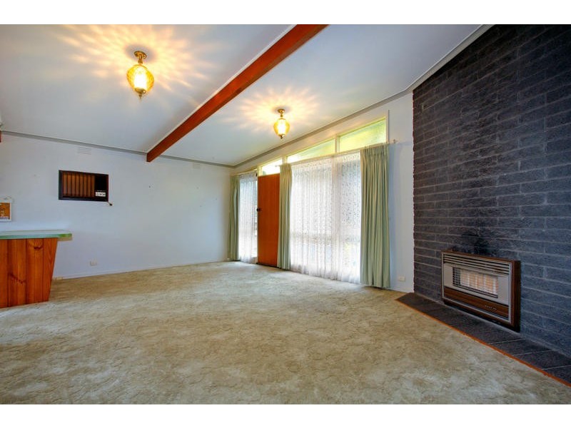 44 Leon Avenue, Rosebud VIC 3939