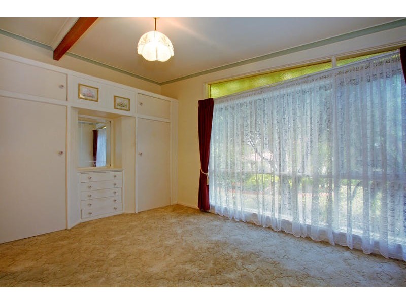 44 Leon Avenue, Rosebud VIC 3939