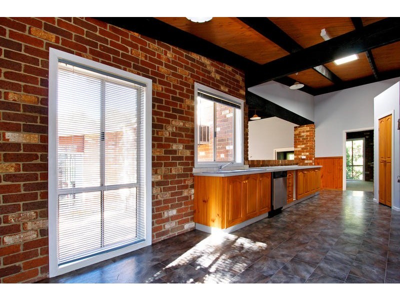 9 Carrajung Street, Rosebud VIC 3939