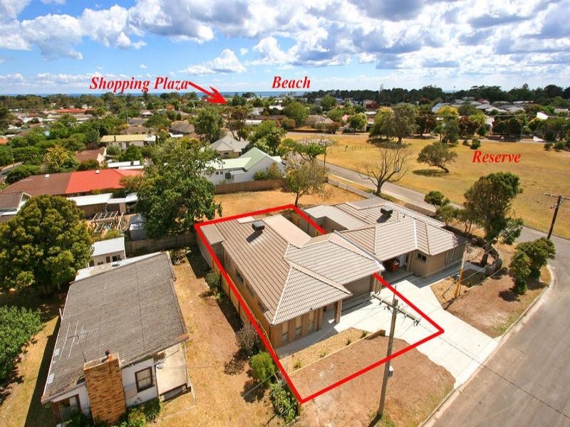 2/10 Murrowong Avenue, Rosebud VIC 3939