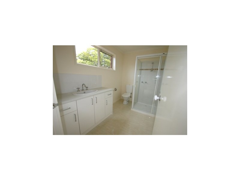 24 Fifth Avenue, Rosebud VIC 3939