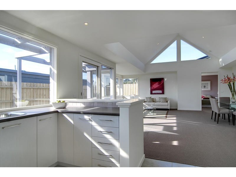 79 Potton Avenue, Rosebud VIC 3939