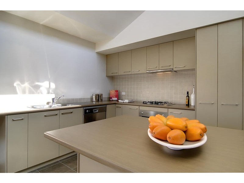 77 Potton Avenue, Rosebud VIC 3939