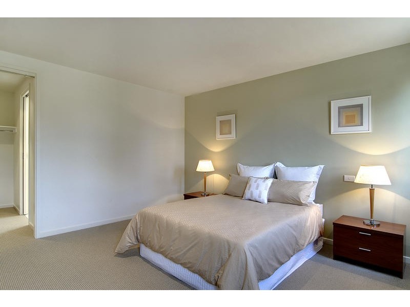 77 Potton Avenue, Rosebud VIC 3939