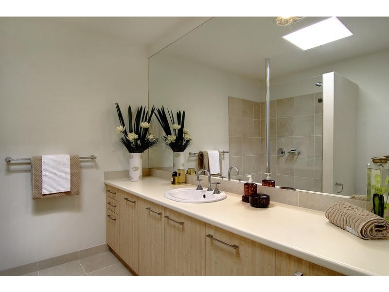 77 Potton Avenue, Rosebud VIC 3939