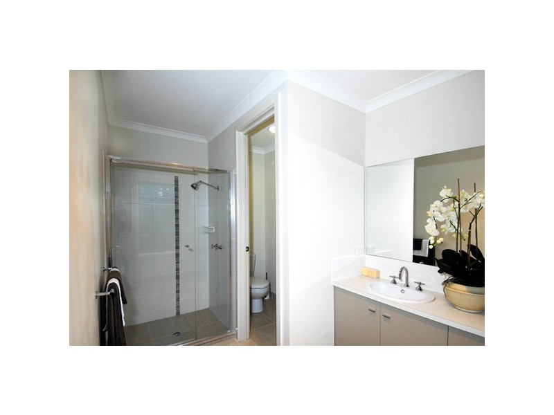 910 Hazeldene Way, Rosebud VIC 3939