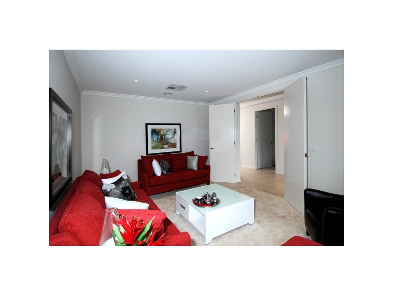 910 Hazeldene Way, Rosebud VIC 3939