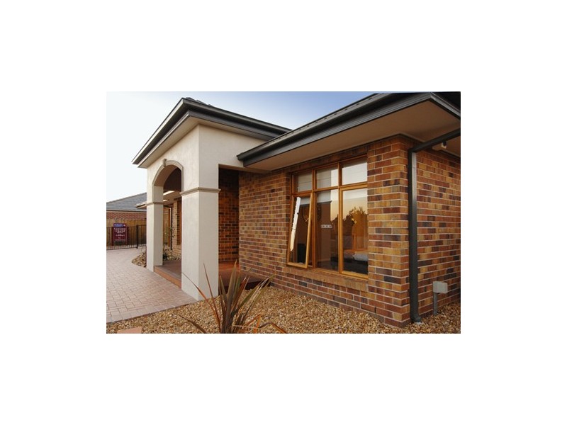 910 Hazeldene Way, Rosebud VIC 3939