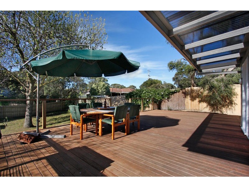 13 Wondaree Street, Rye VIC 3941