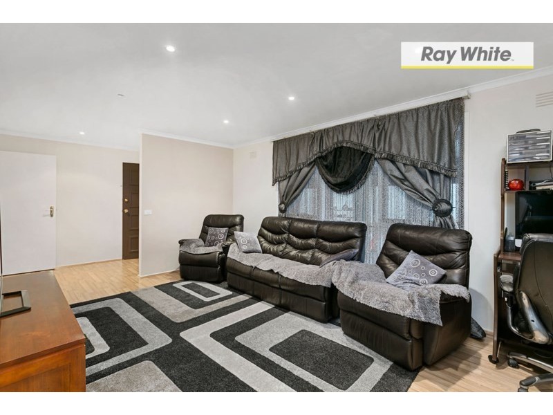 16 Lyndon Drive, Rosebud VIC 3939