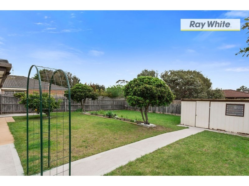 16 Lyndon Drive, Rosebud VIC 3939