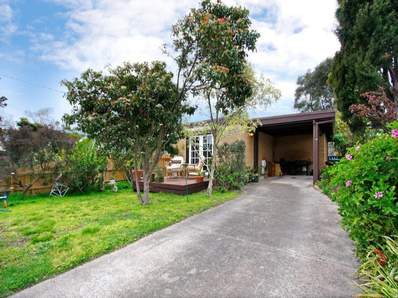 197 Sixth Avenue, Rosebud VIC 3939