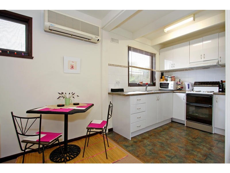 197 Sixth Avenue, Rosebud VIC 3939