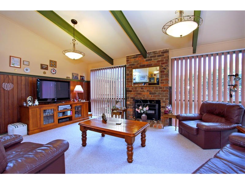 23 Barragowa Drive, Rosebud VIC 3939