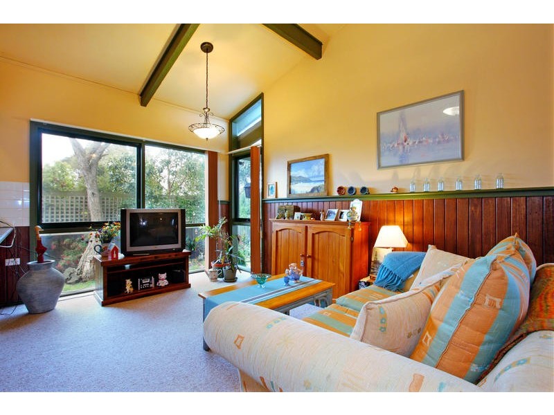 23 Barragowa Drive, Rosebud VIC 3939