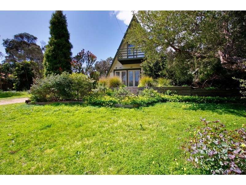 9-11 Yambill Avenue, Rosebud VIC 3939