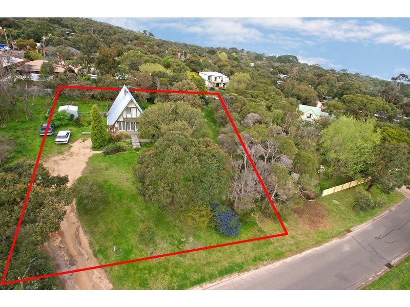 9-11 Yambill Avenue, Rosebud VIC 3939