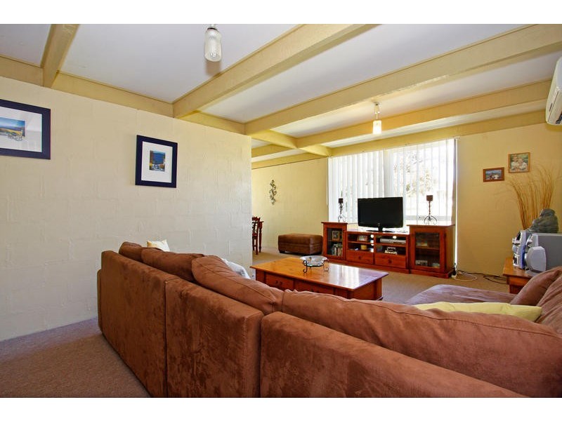 18 Hakea Avenue, Rosebud VIC 3939