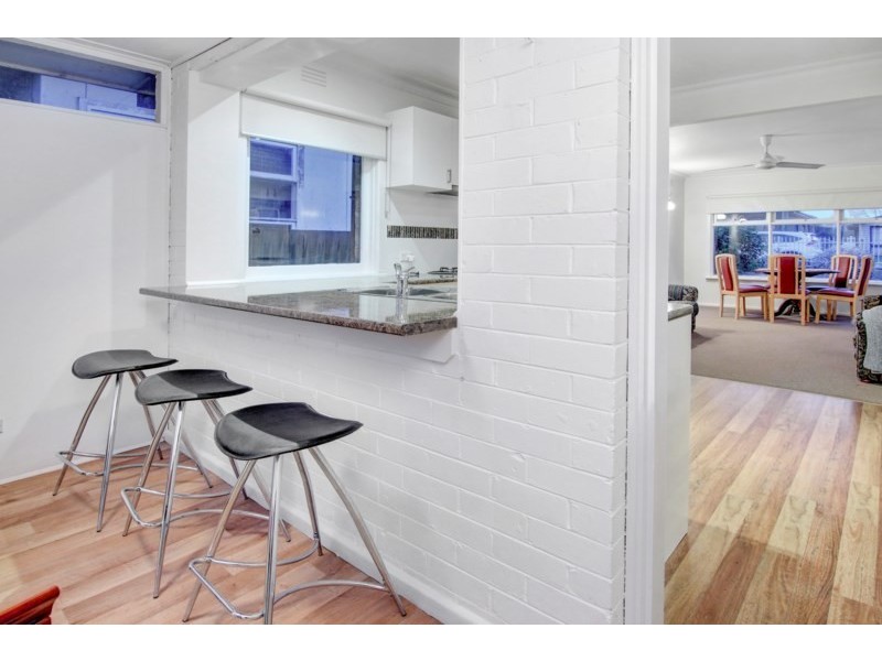 33 Leon Avenue, Rosebud VIC 3939