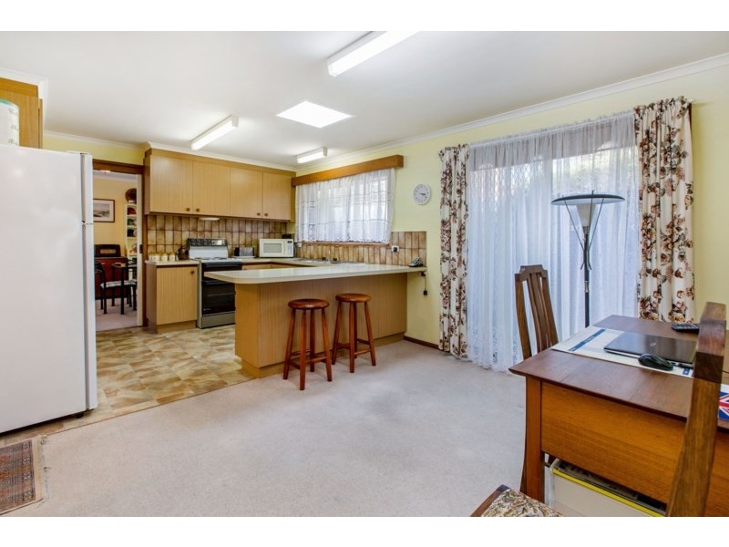 48 Sixth Avenue, Rosebud VIC 3939