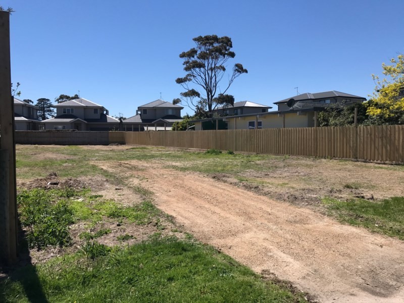 1 Highfield Road, Mccrae VIC 3938