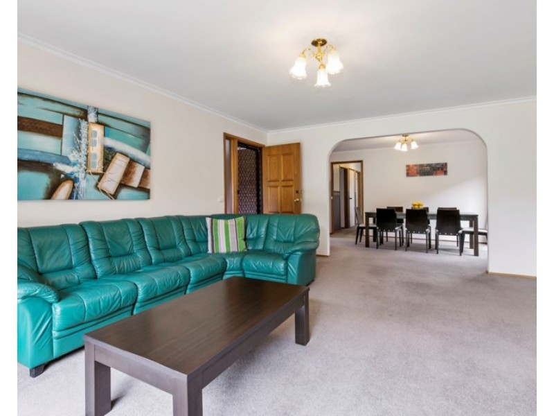 108 Third Avenue, Rosebud VIC 3939