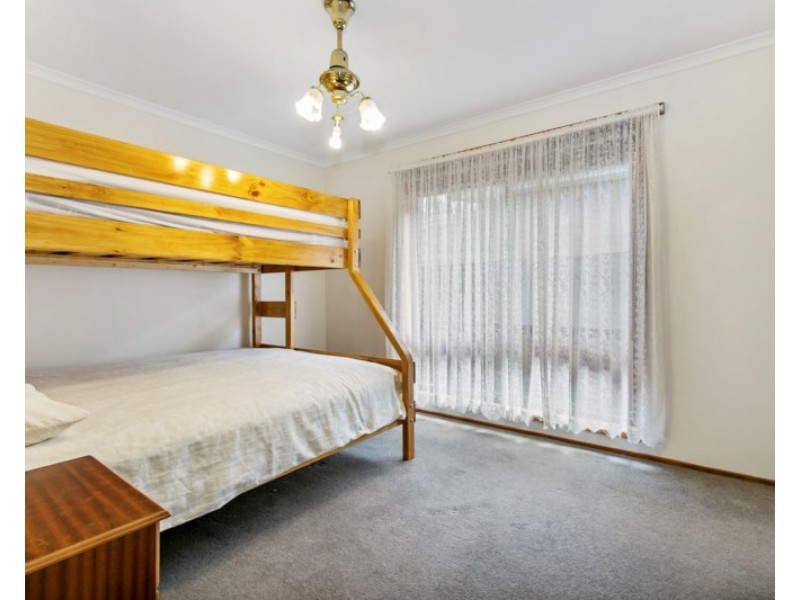 108 Third Avenue, Rosebud VIC 3939