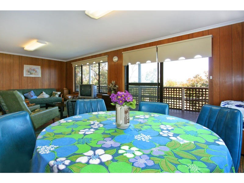 16 Crest Drive, Rosebud VIC 3939