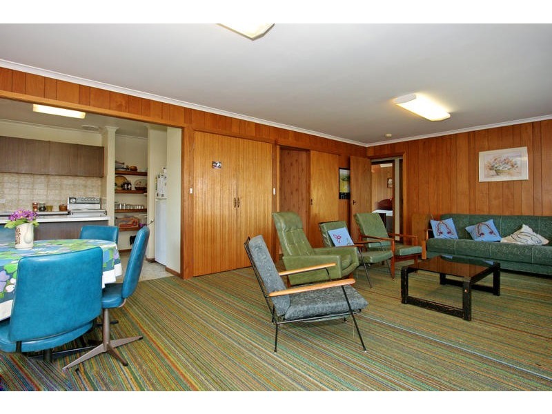 16 Crest Drive, Rosebud VIC 3939