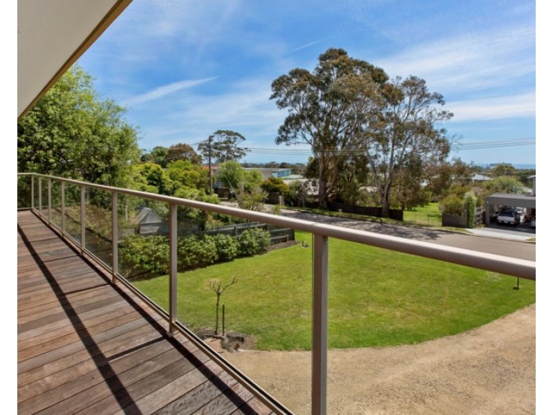 9 Chunar Grove, Mccrae VIC 3938