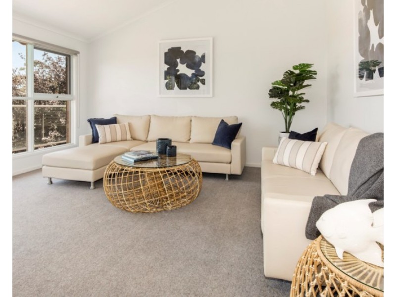 9 Chunar Grove, Mccrae VIC 3938