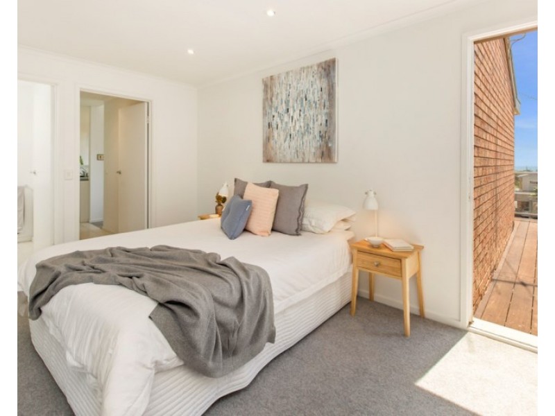 9 Chunar Grove, Mccrae VIC 3938