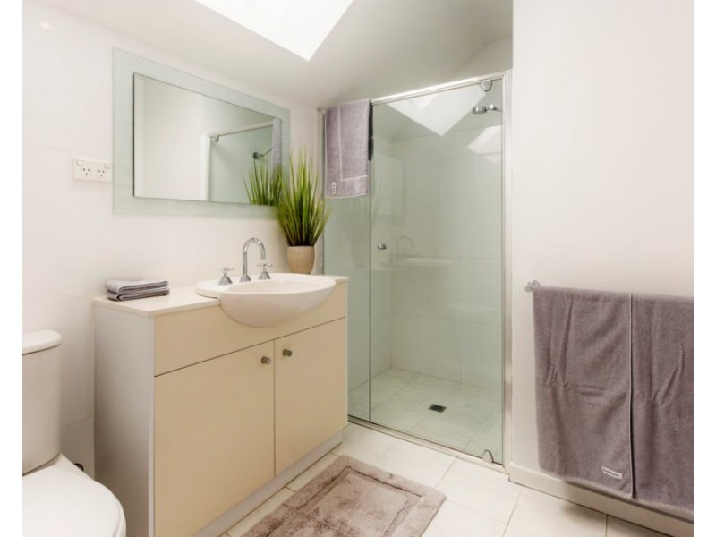 9 Chunar Grove, Mccrae VIC 3938